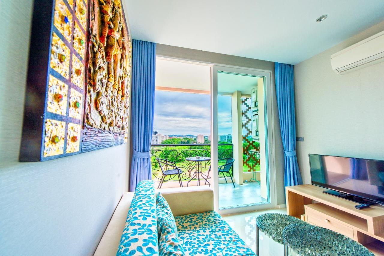 Atlantis Residence Jomtien Beach Exterior photo